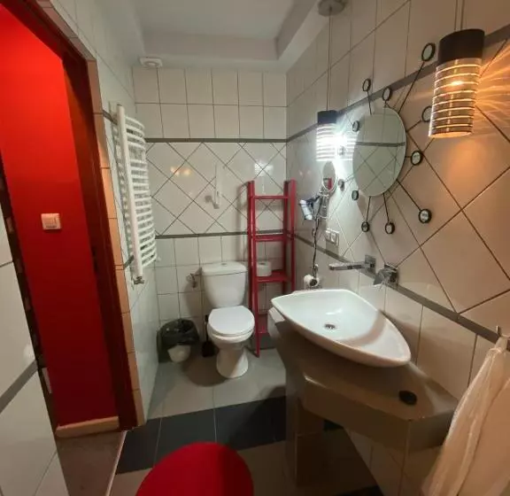 ホテル Noclegi Pod Słonecznikiem