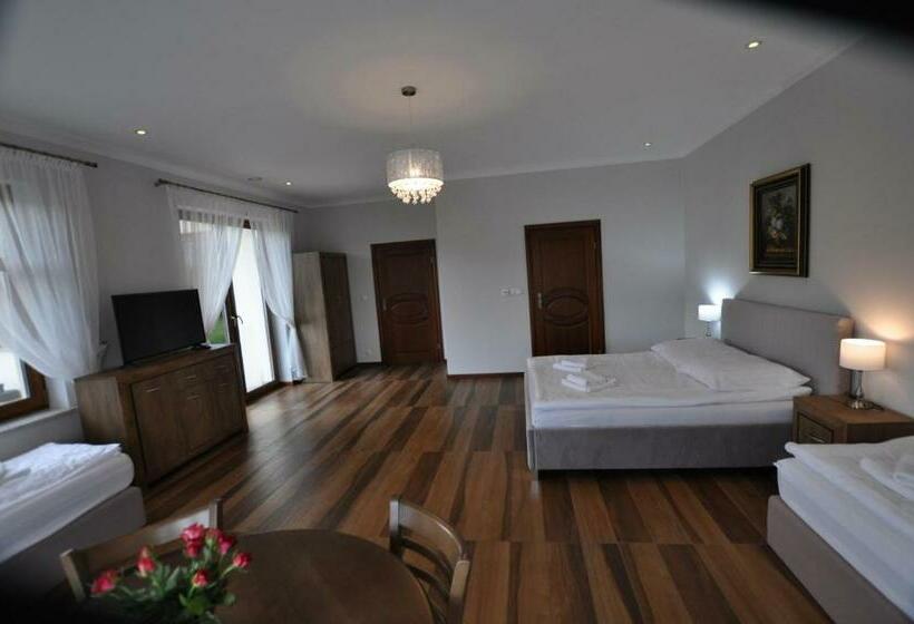 פנסיון Apartamenty Sowiogórskie