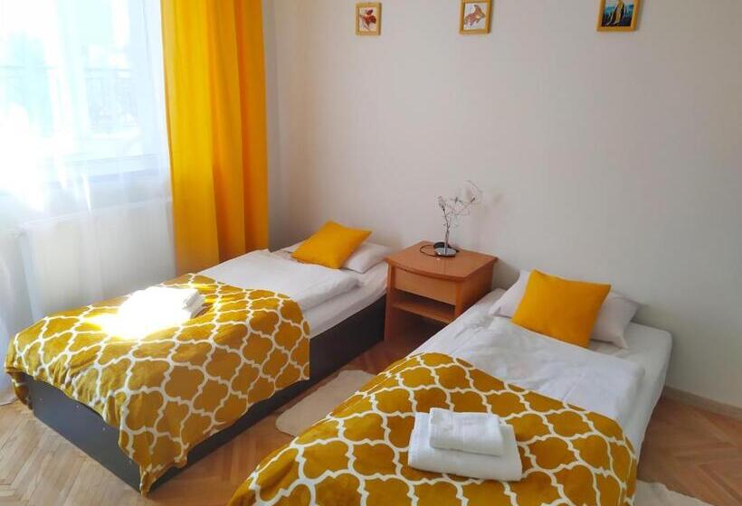 بنسيون Dom Gościnny Zosia