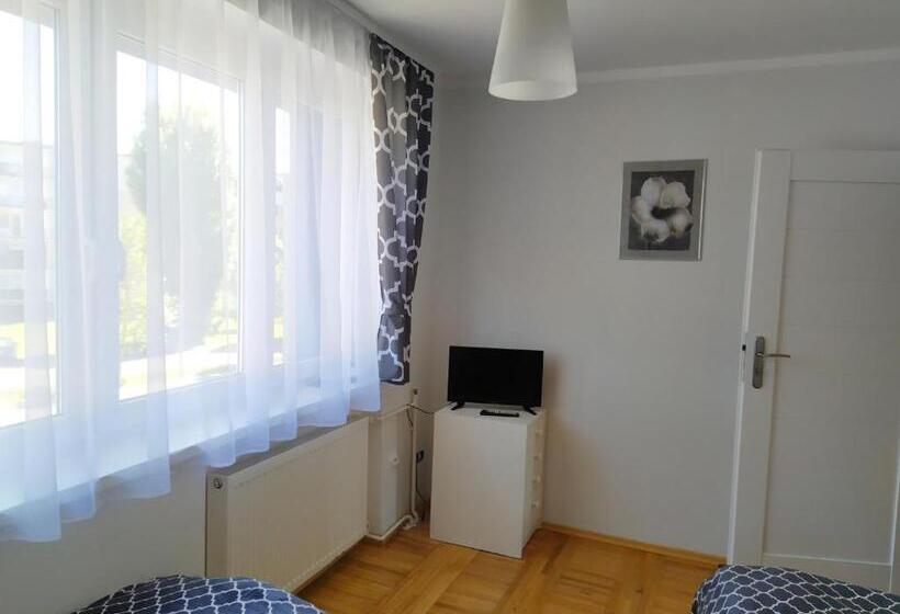 بنسيون Dom Gościnny Zosia