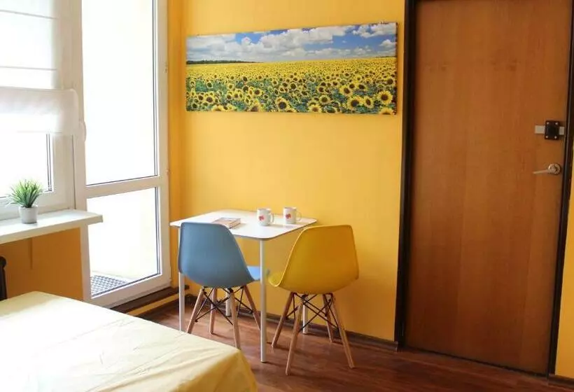 پانسیون Travel House Wroclaw