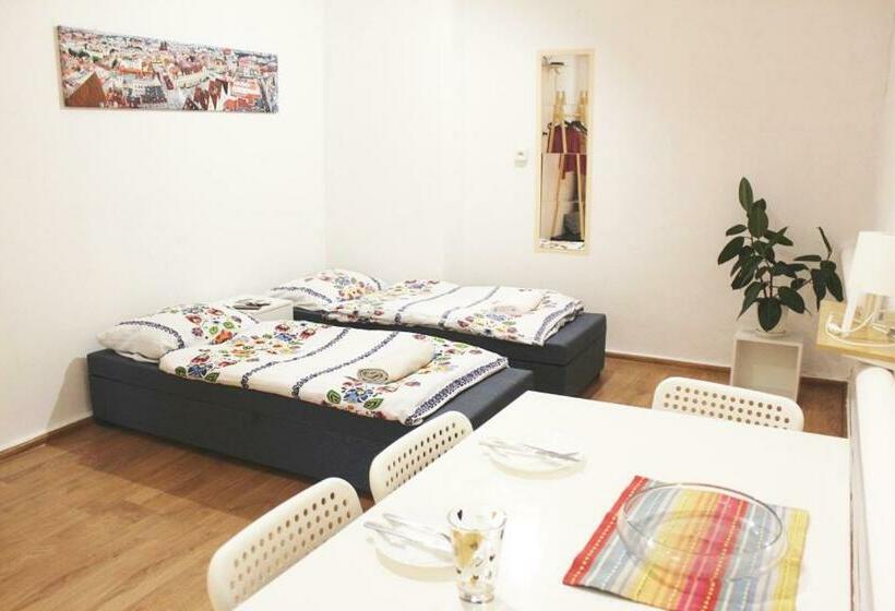 膳宿费 Travel House Wroclaw