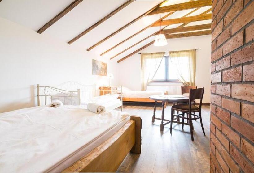 Pensjonat Kupperówka  Stadnina Koni Kolano