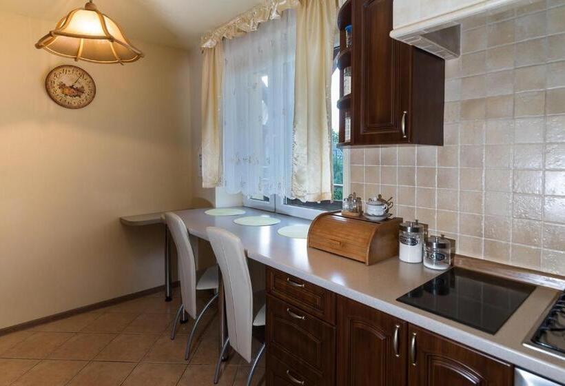 استراحتگاه Willa & Spa Odnova