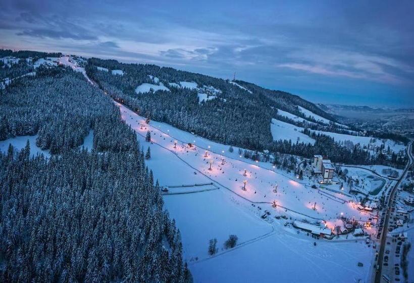 Royal Hill Residence