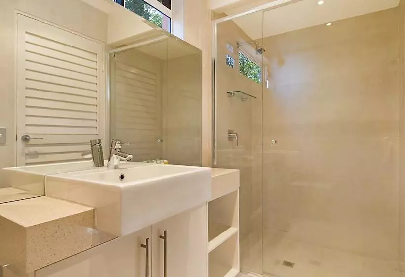 Bali Hai Apartments Noosa