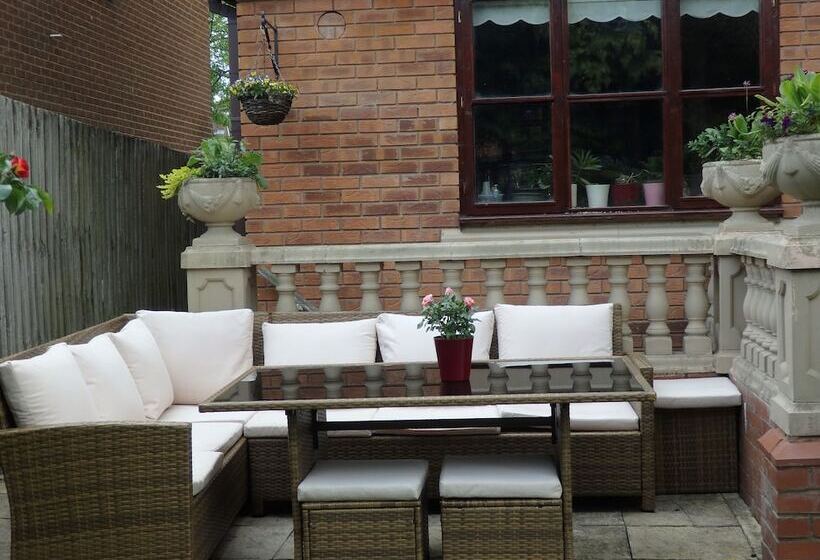 مبيت وإفطار Hay Lane Lodge