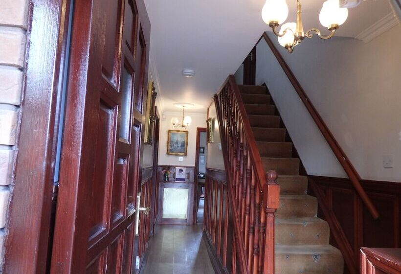 مبيت وإفطار Hay Lane Lodge