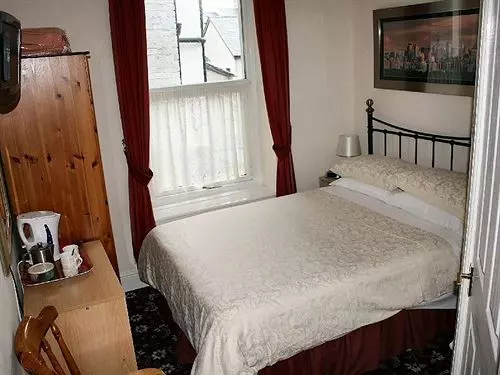 민박 Melbreak House