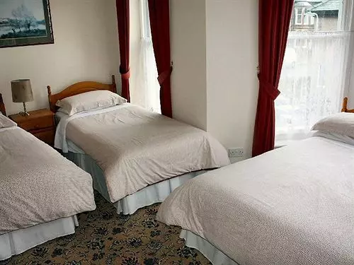 민박 Melbreak House