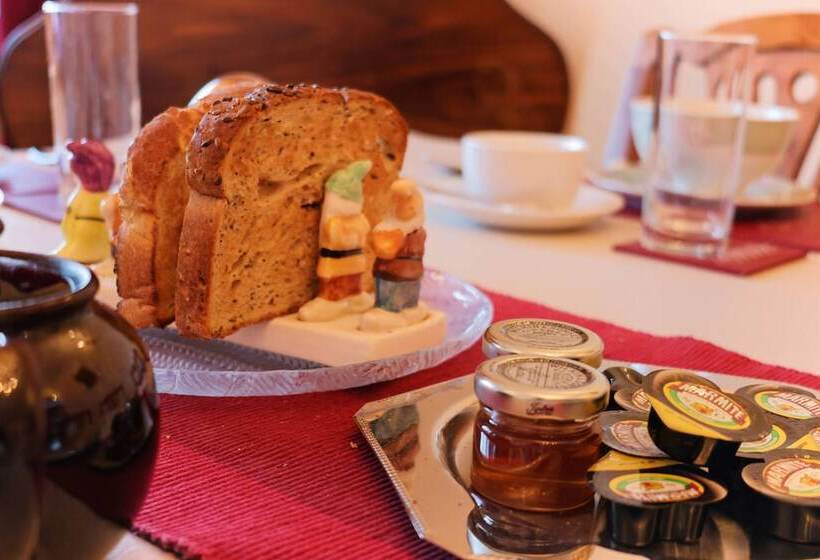 Bed and Breakfast Orchard House