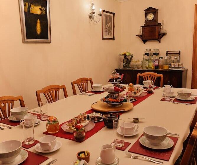 Bed and Breakfast Orchard House