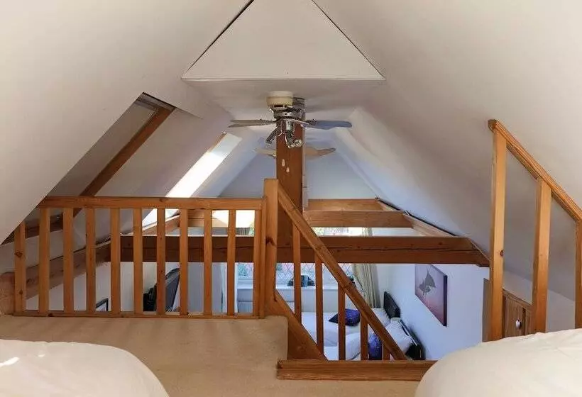 민박 Orchard House