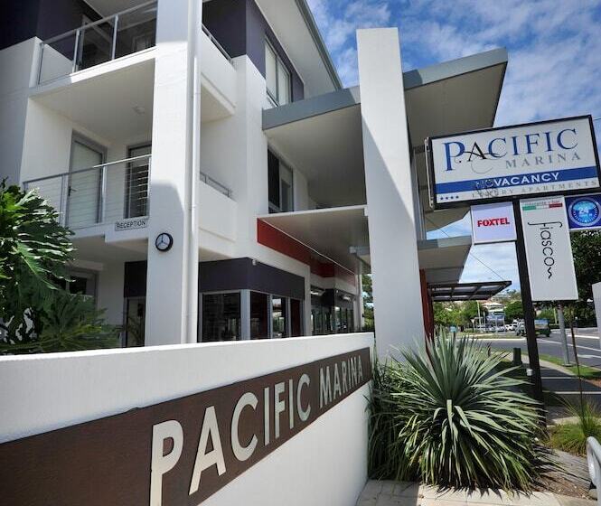مبيت وإفطار Pacific Marina Apartments