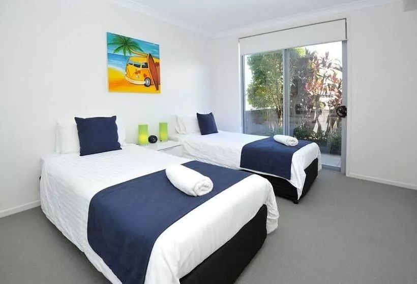 مبيت وإفطار Pacific Marina Apartments