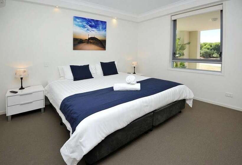 مبيت وإفطار Pacific Marina Apartments