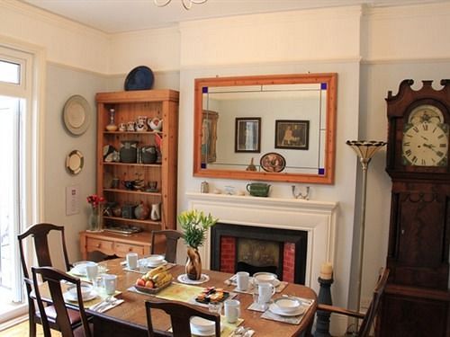 민박 The Old Rectory