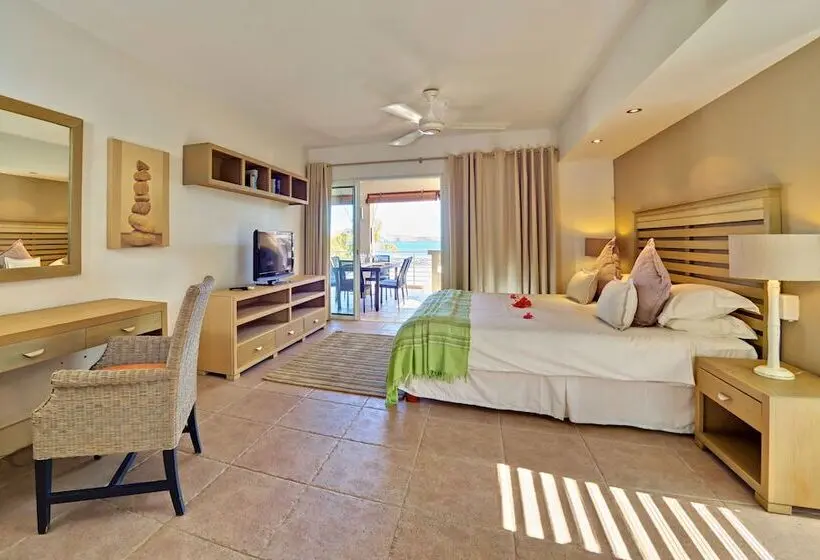 Cape Point Seafront Suites & Penthouse With Lov