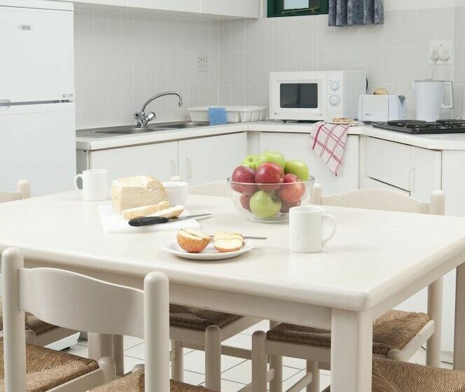 Club Mykonos Athenian Cascades