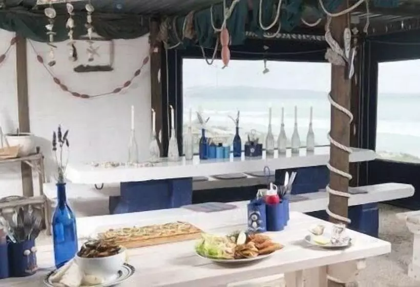 Club Mykonos Athenian Cascades