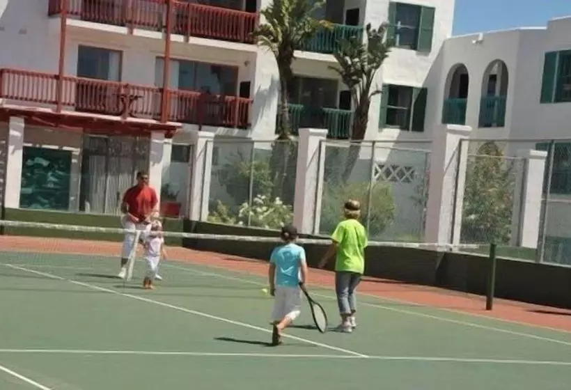 Club Mykonos Athenian Cascades