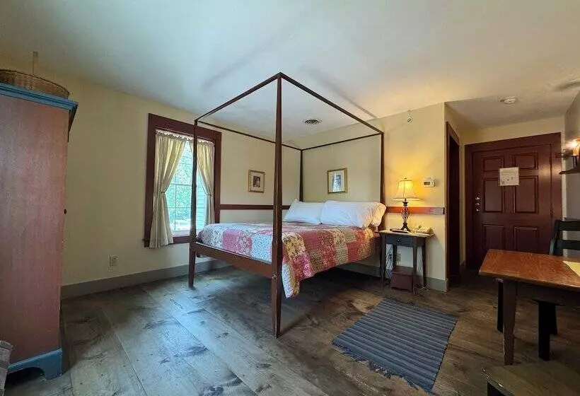 ホテル Artists Colony