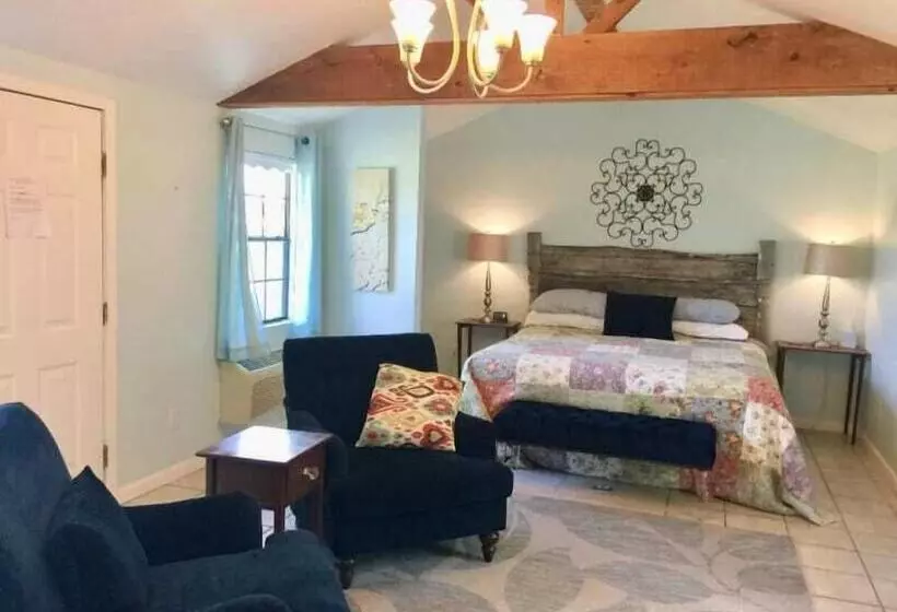 Otel The Crossroads Inn