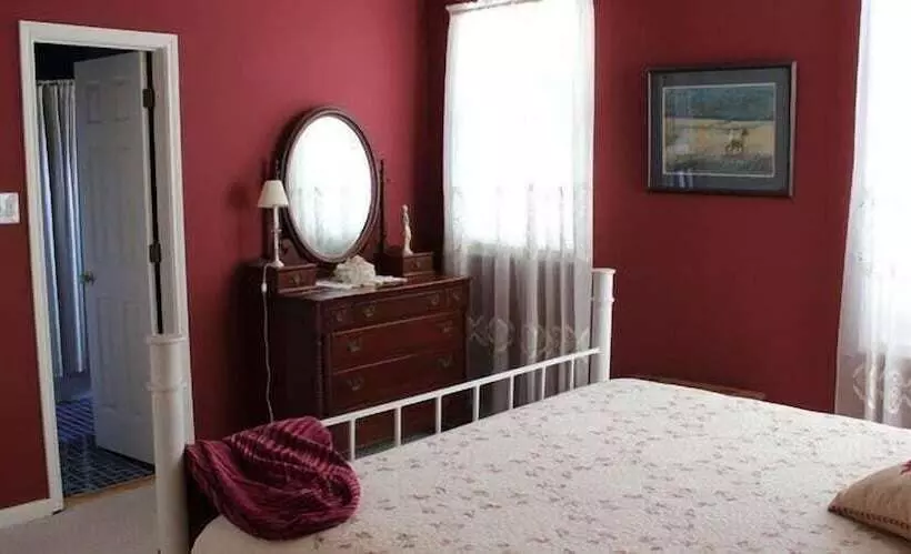 Otel The Crossroads Inn