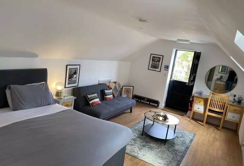 Otel The Cherry Tree