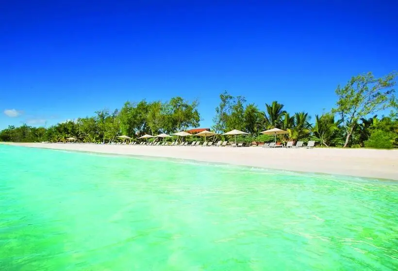 هتل Crystals Beach Resort Belle Mare, A Member Of Radisson Individuals