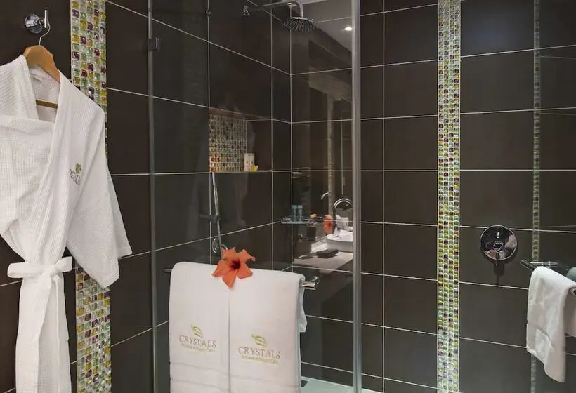 هتل Crystals Beach Resort Belle Mare, A Member Of Radisson Individuals