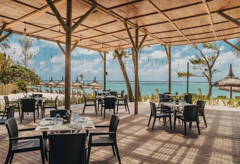 هتل Crystals Beach Resort Belle Mare, A Member Of Radisson Individuals