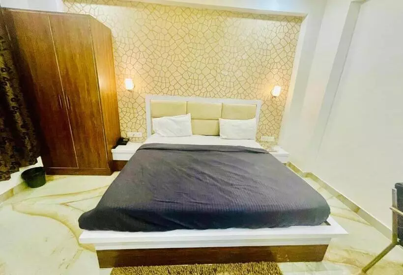 בית מלון כפרי Daawat Palace