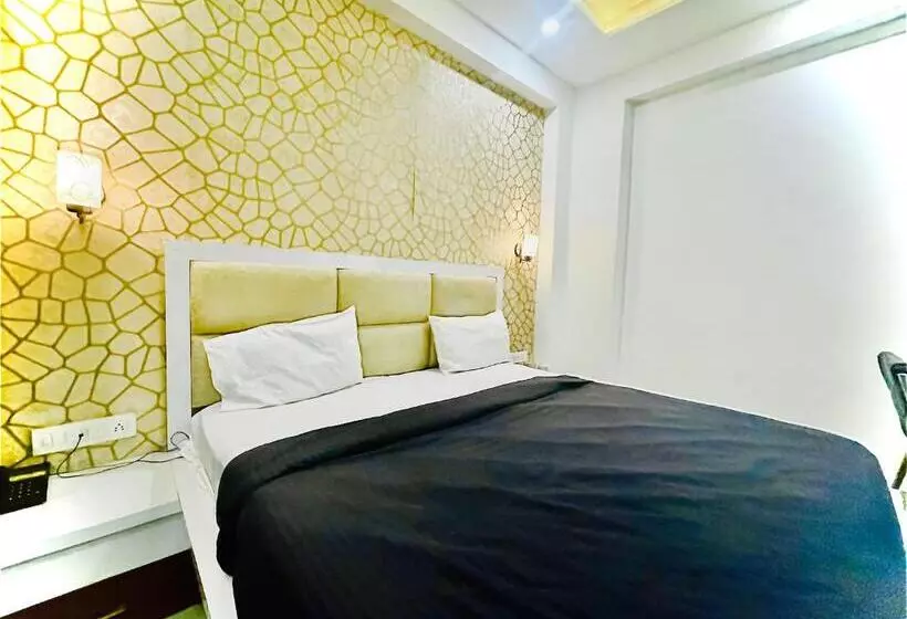 בית מלון כפרי Daawat Palace