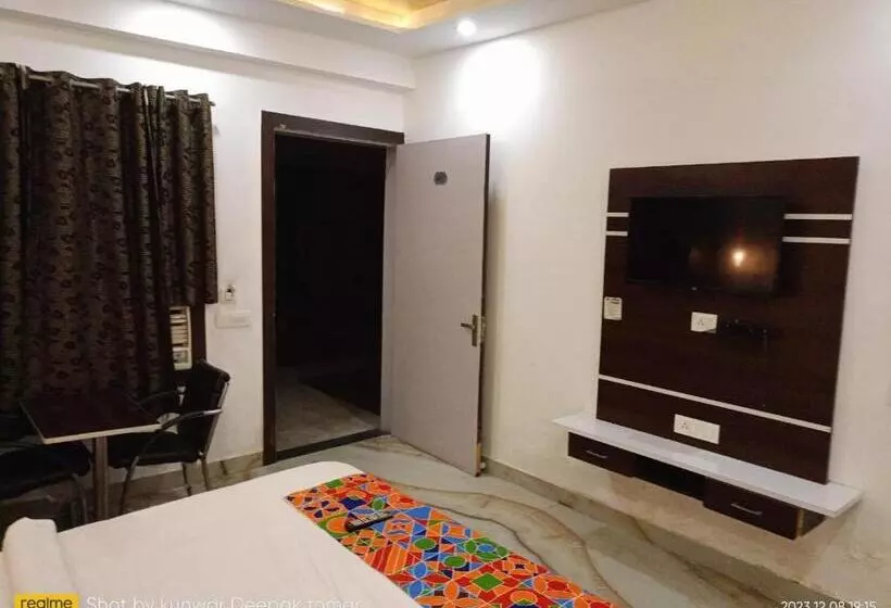 בית מלון כפרי Daawat Palace