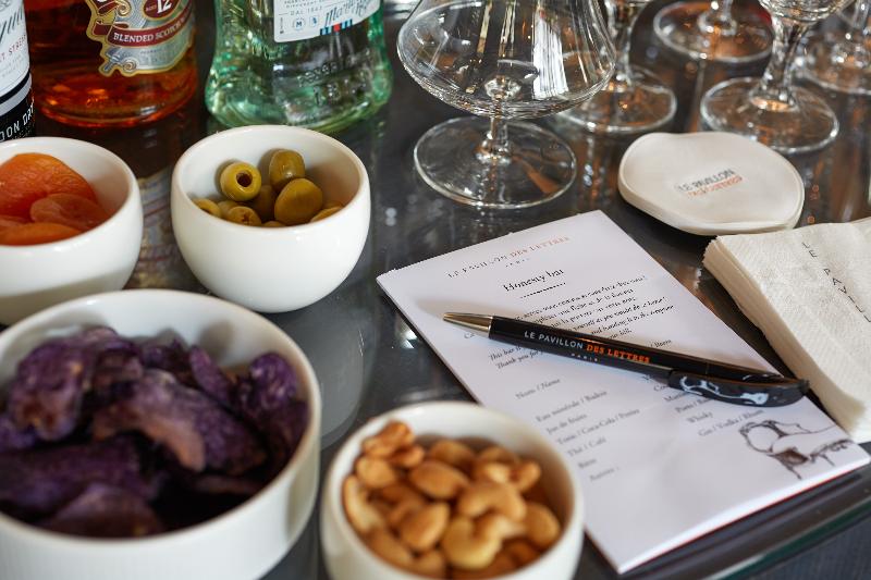 ホテル Le Pavillon Des Lettres