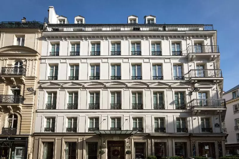 Hotel Le Pavillon Des Lettres