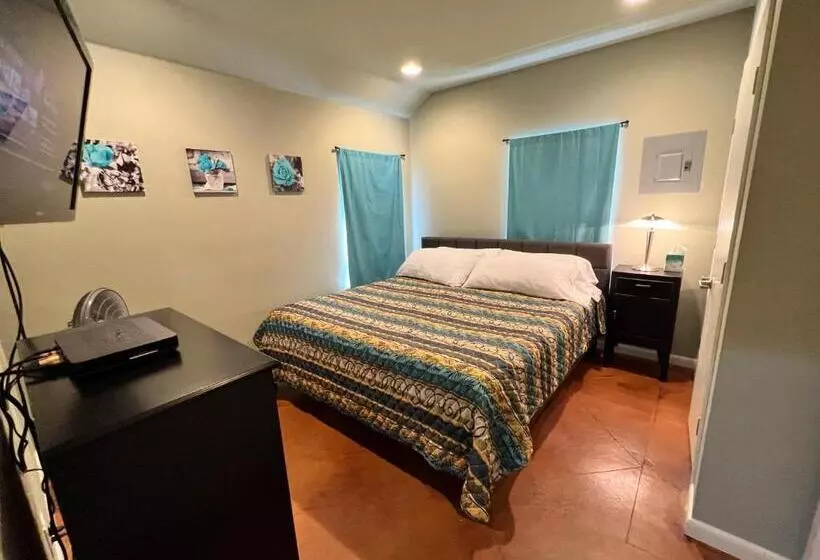 Hotell Painted Sky Inn