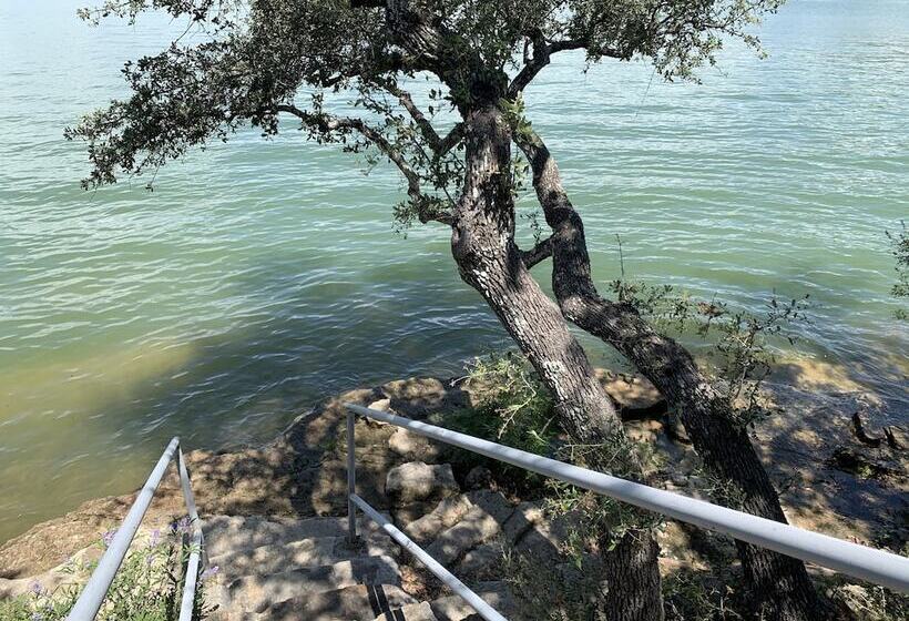 Отель Painted Sky Inn