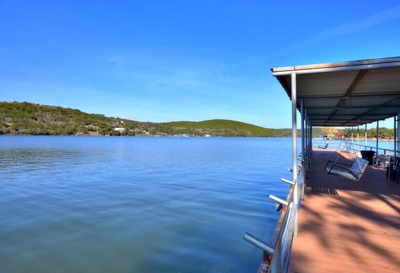 Отель Painted Sky Inn