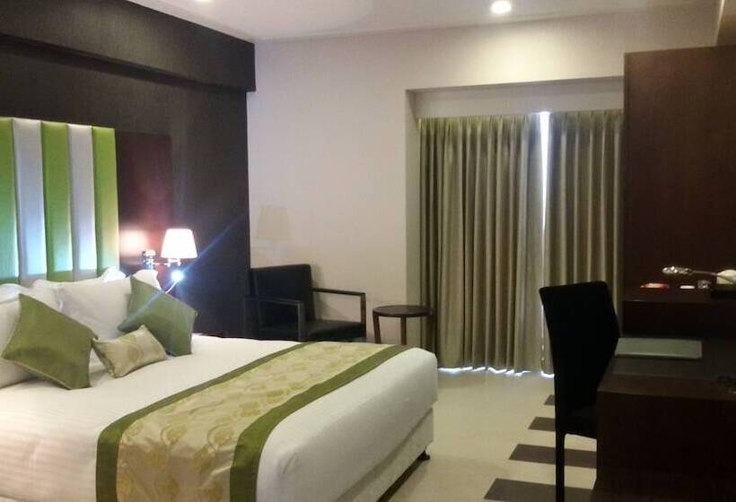 هتل Platinum Grand