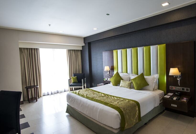 هتل Platinum Grand