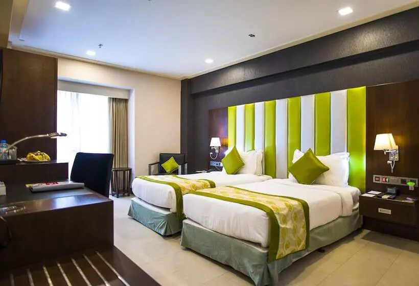 هتل Platinum Grand