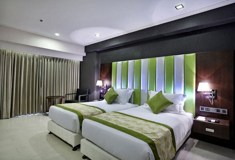 هتل Platinum Grand