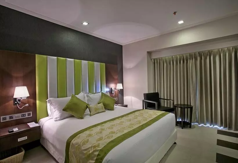 هتل Platinum Grand