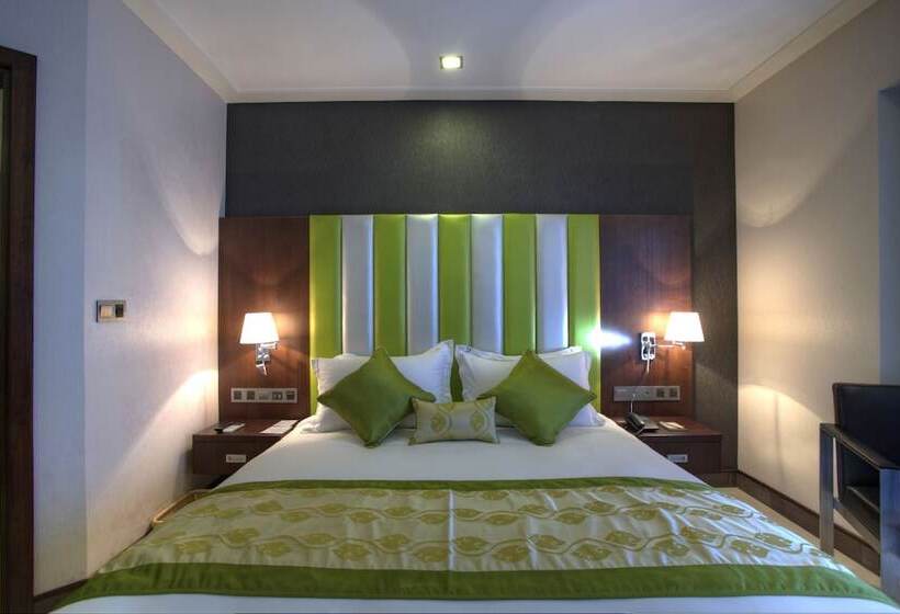 هتل Platinum Grand