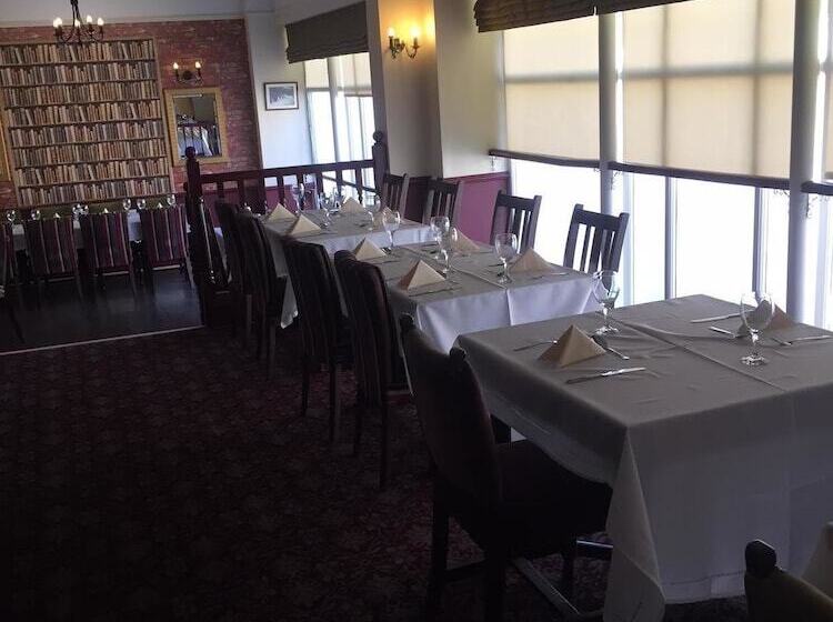 酒店 The George Inn