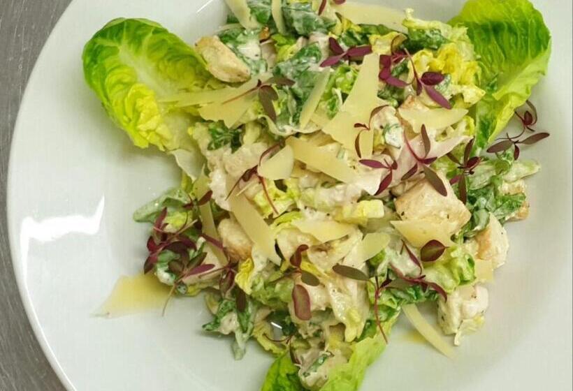 酒店 The George Inn