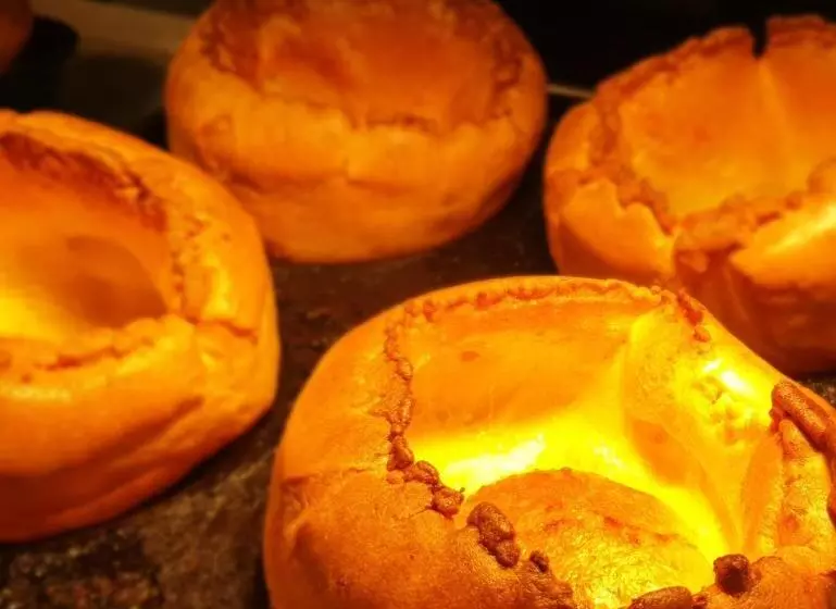 酒店 The George Inn