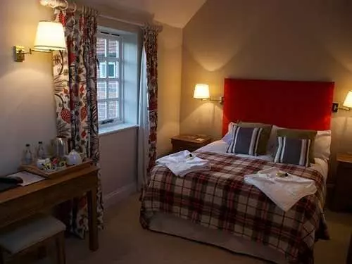 فندق The White Hart Inn